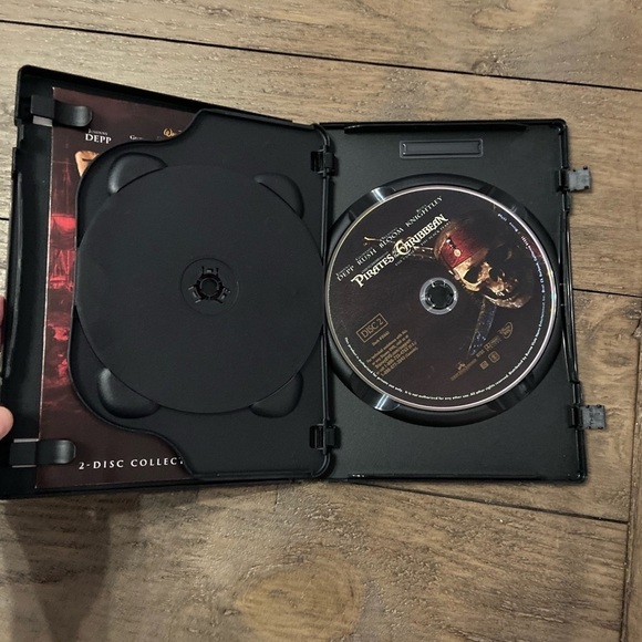Pirates of the Caribbean 2 Disc Collectors Edition - Picture 4 of 8